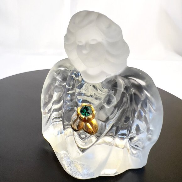 Fenton Guardian Angel Vintage Figurine with Emerald Green Brooch UV Glow USA - Picture 5 of 12